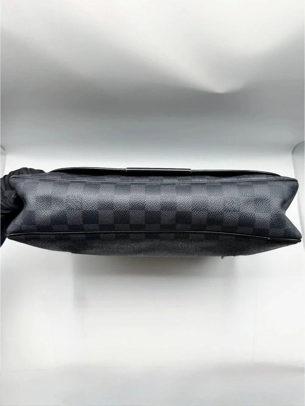 Louis Vuitton this elegant